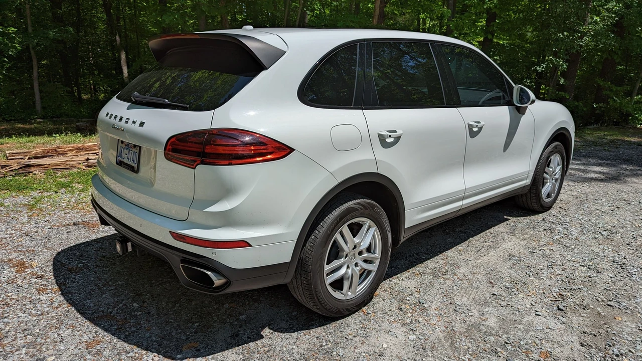 2016 Porsche 958 Cayenne - Image 8 of 31