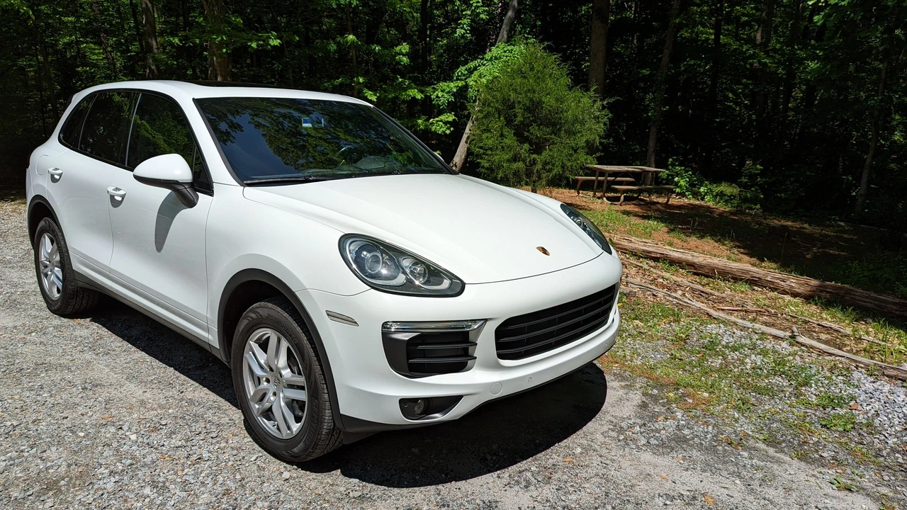 2016 Porsche 958 Cayenne - Image 13 of 31