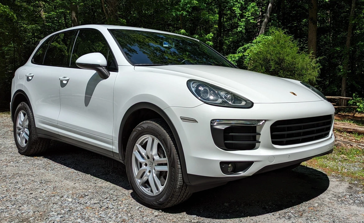 2016 Porsche 958 Cayenne - Image 14 of 31