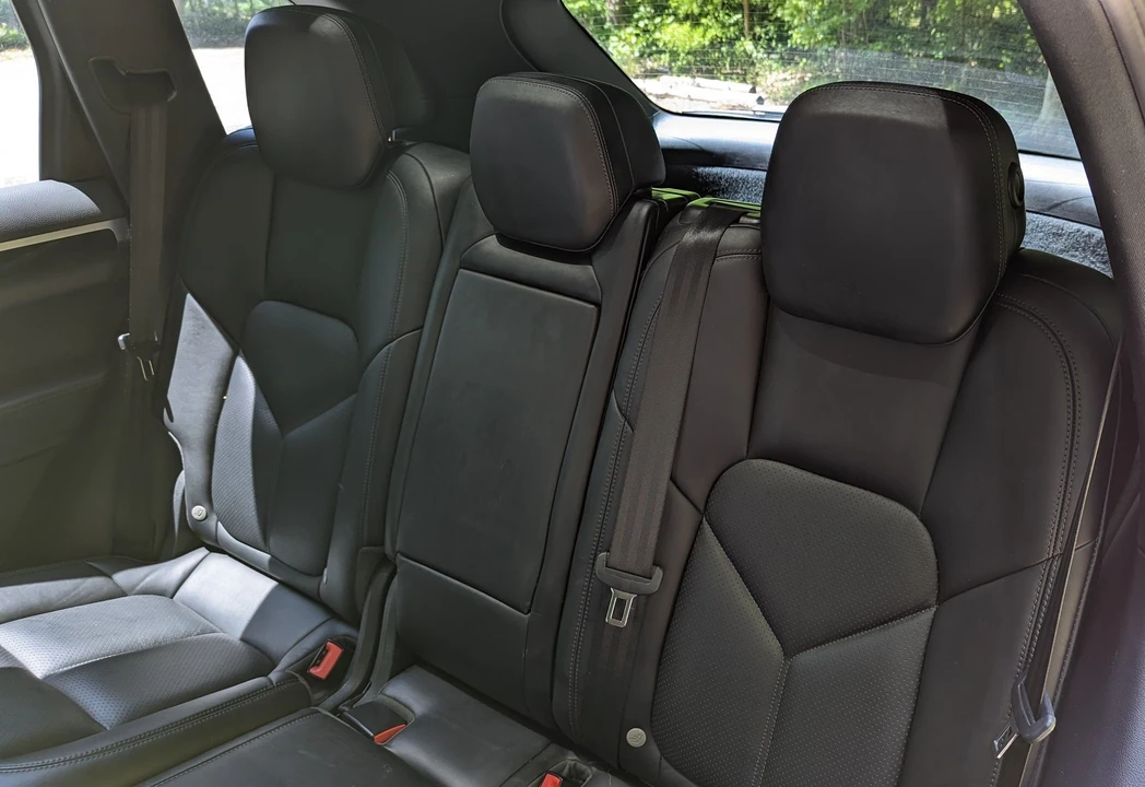 2016 Porsche 958 Cayenne - Image 26 of 31