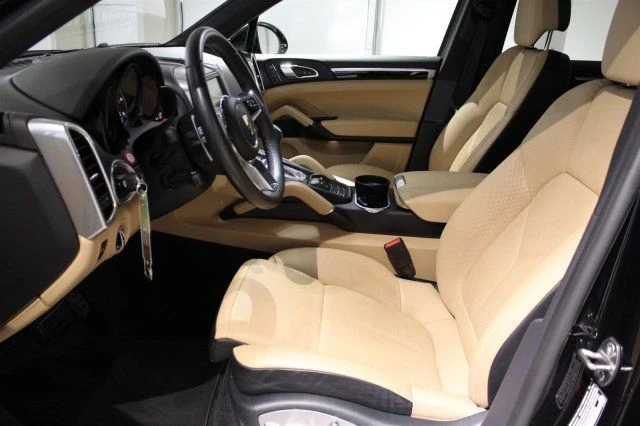 2016 Porsche 958 Cayenne Diesel - Image 4 of 24