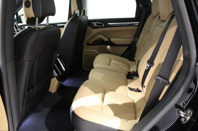 2016 Porsche 958 Cayenne Diesel - Image 6 of 24
