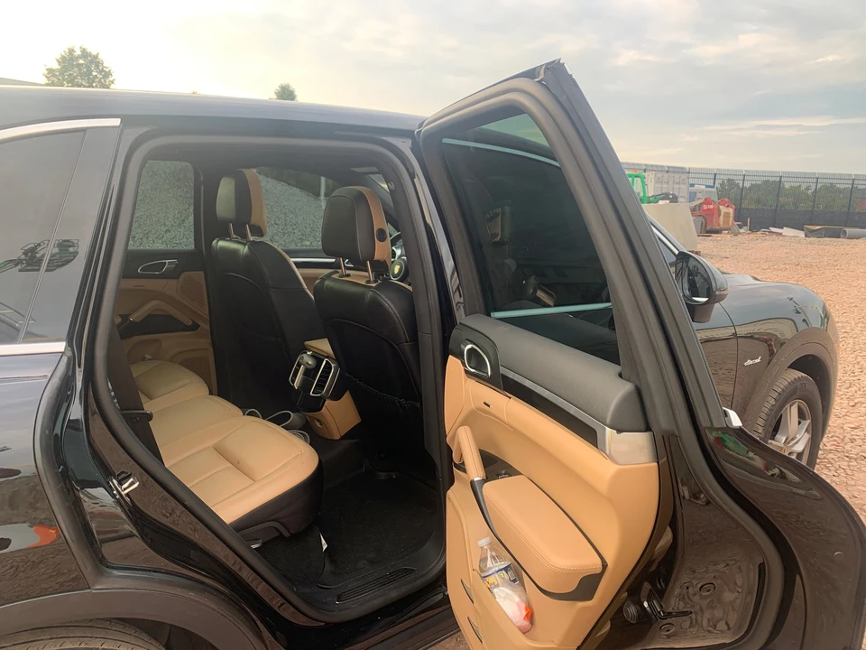 2016 Porsche 958 Cayenne Diesel - Image 10 of 14