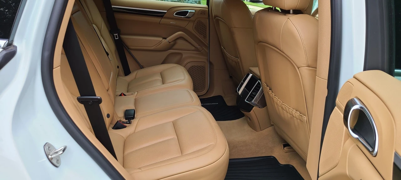 2016 Porsche 958 Cayenne Diesel - Image 21 of 31