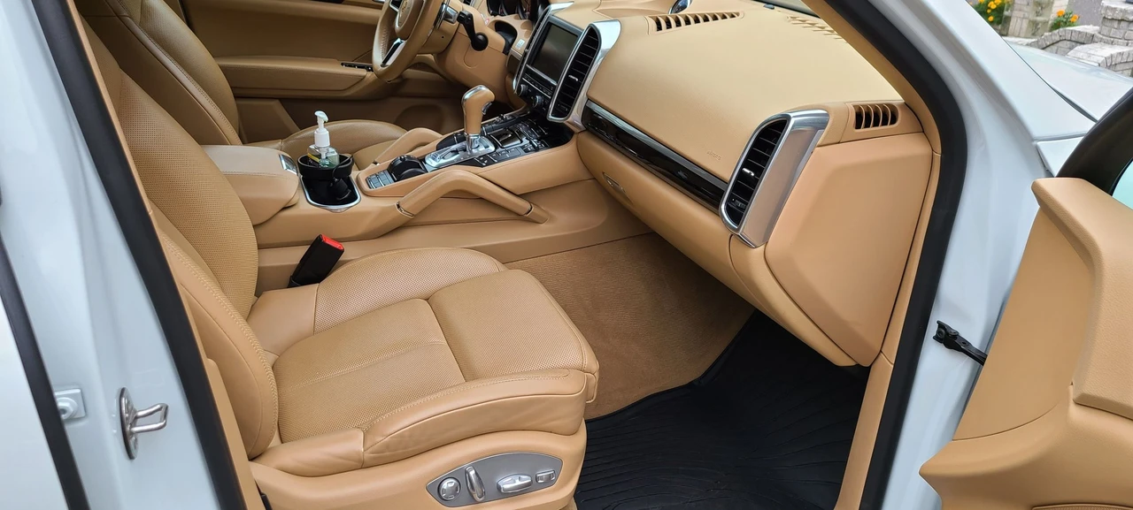 2016 Porsche 958 Cayenne Diesel - Image 23 of 31
