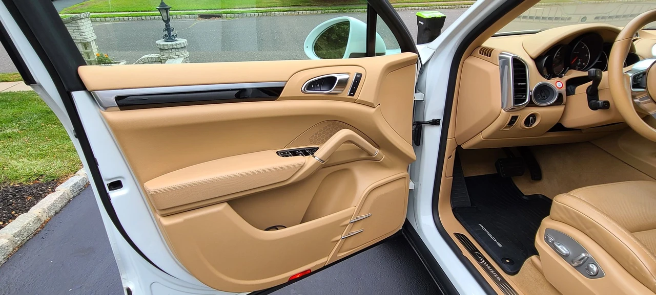 2016 Porsche 958 Cayenne Diesel - Image 27 of 31