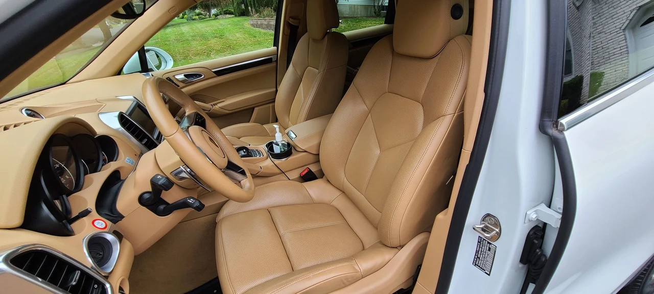 2016 Porsche 958 Cayenne Diesel - Image 28 of 31