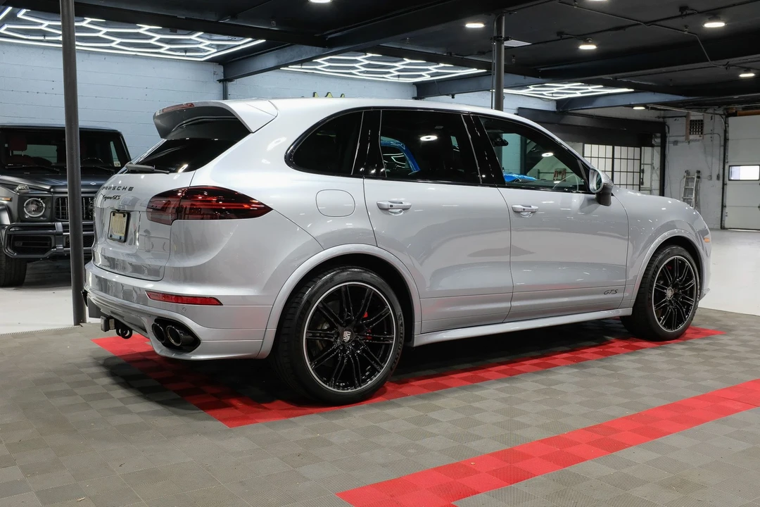 2016 Porsche 958 Cayenne GTS - Image 9 of 31