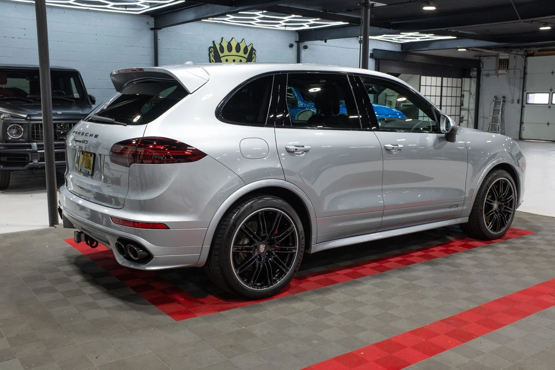 2016 Porsche 958 Cayenne GTS - Image 8 of 31