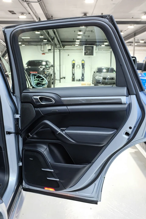 2016 Porsche 958 Cayenne GTS - Image 31 of 31