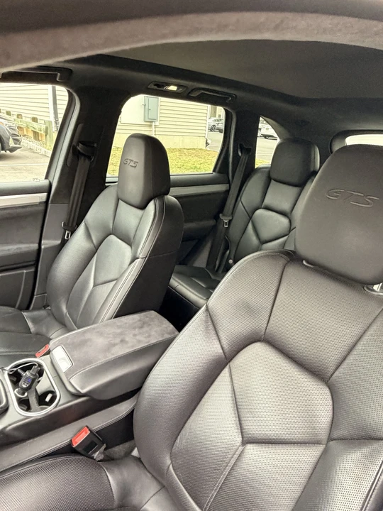 2016 Porsche 958 Cayenne GTS - Image 5 of 16