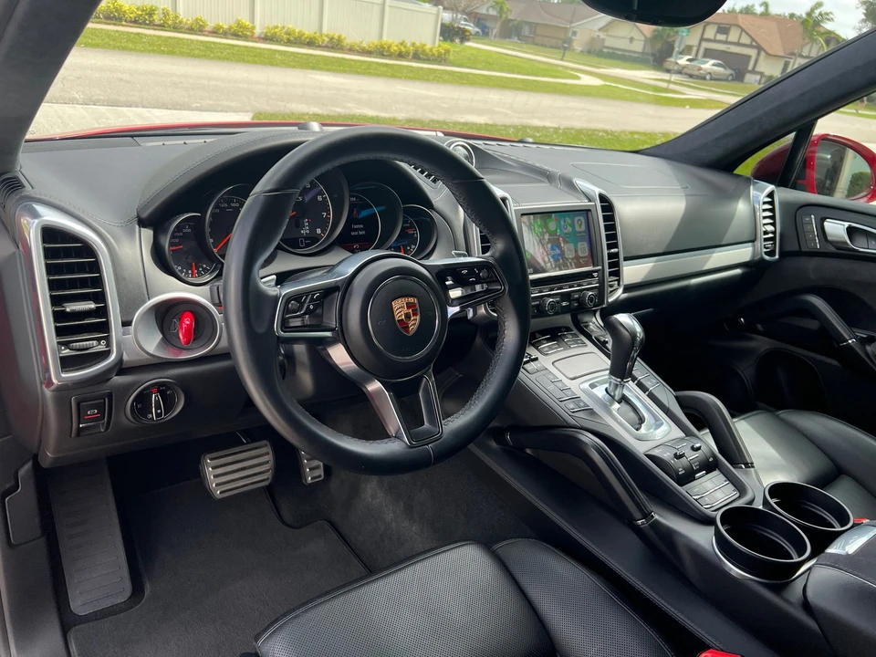 2016 Porsche 958 Cayenne GTS - Image 9 of 20
