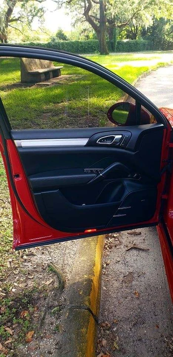 2016 Porsche 958 Cayenne GTS - Image 13 of 21