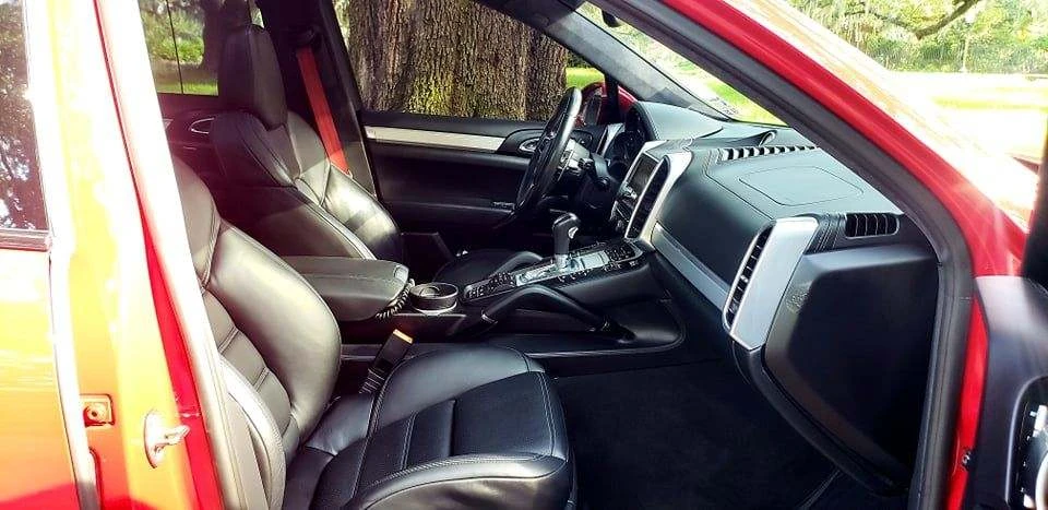 2016 Porsche 958 Cayenne GTS - Image 10 of 21