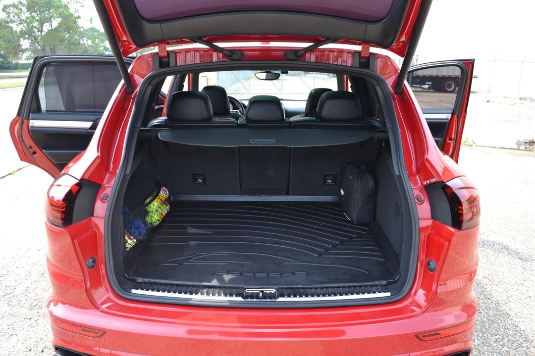 2016 Porsche 958 Cayenne GTS - Image 18 of 21