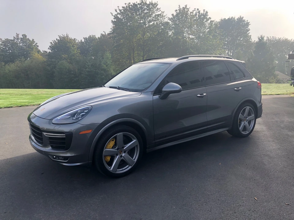 2016 Porsche 958 Cayenne GTS - Image 2 of 9