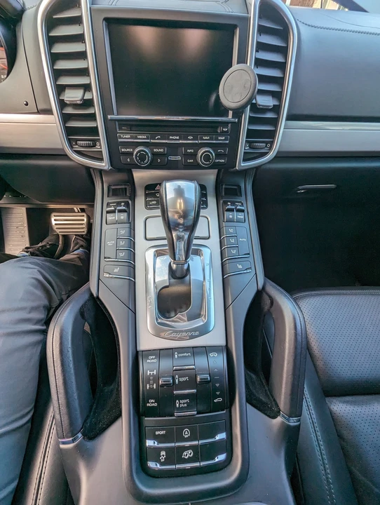 2016 Porsche 958 Cayenne GTS - Image 18 of 20