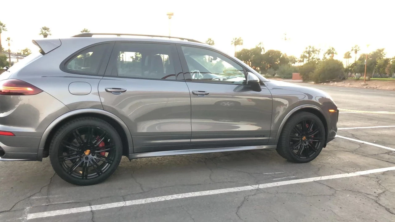2016 Porsche 958 Cayenne GTS - Image 2 of 3