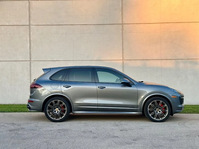 2016 Porsche 958 Cayenne GTS - Image 3 of 4