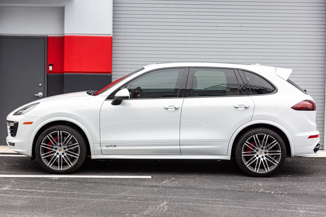 2016 Porsche 958 Cayenne GTS - Image 2 of 21