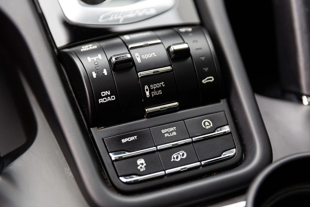 2016 Porsche 958 Cayenne GTS - Image 19 of 21