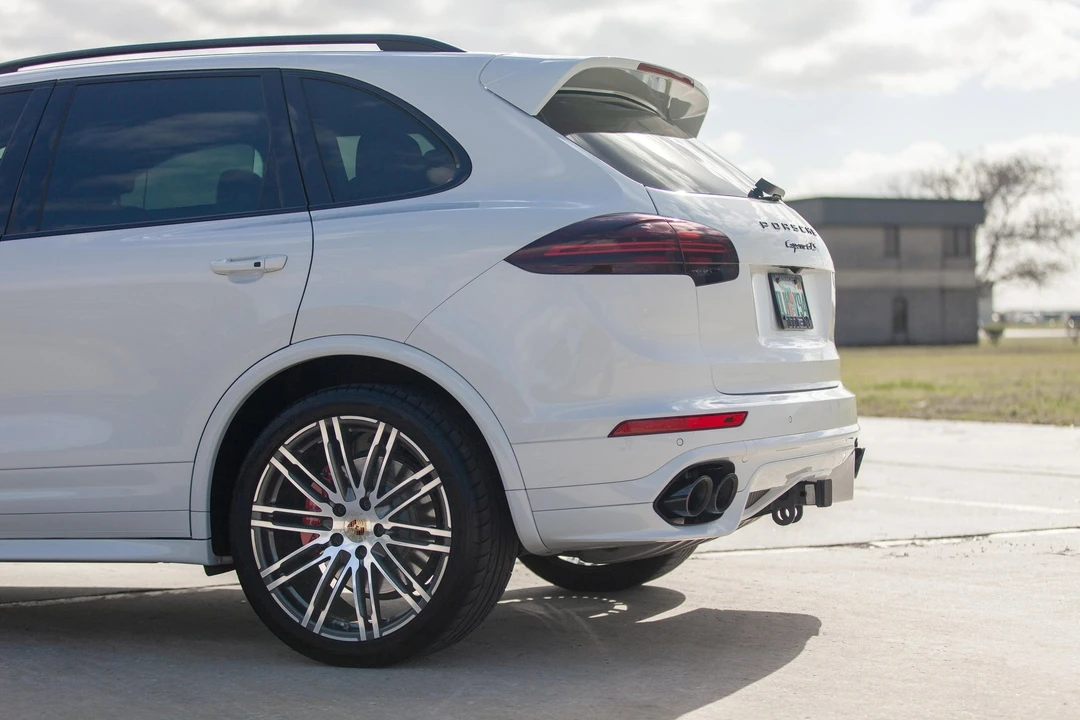 2016 Porsche 958 Cayenne GTS - Image 5 of 13