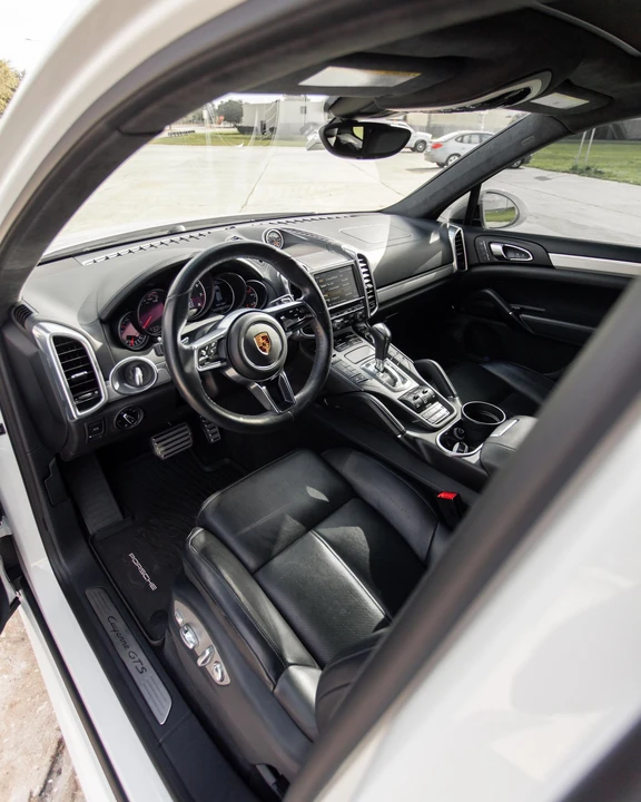 2016 Porsche 958 Cayenne GTS - Image 6 of 13
