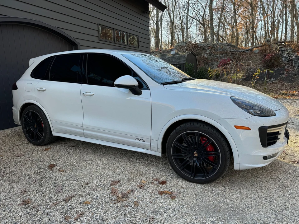 2016 Porsche 958 Cayenne GTS - Image 2 of 6