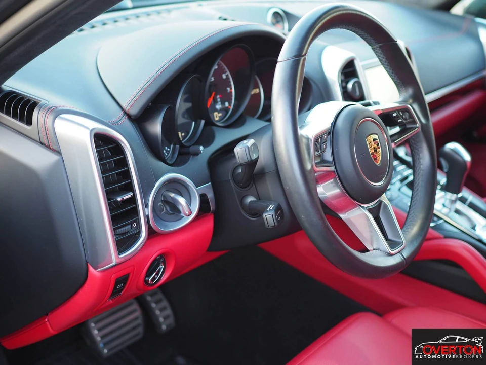 2016 Porsche 958 Cayenne GTS - Image 9 of 26