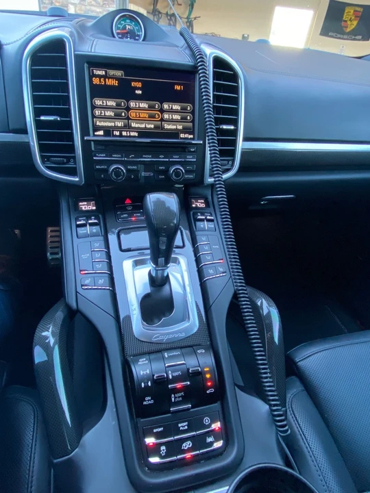 2016 Porsche 958 Cayenne GTS - Image 9 of 17