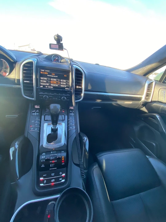2016 Porsche 958 Cayenne GTS - Image 13 of 17