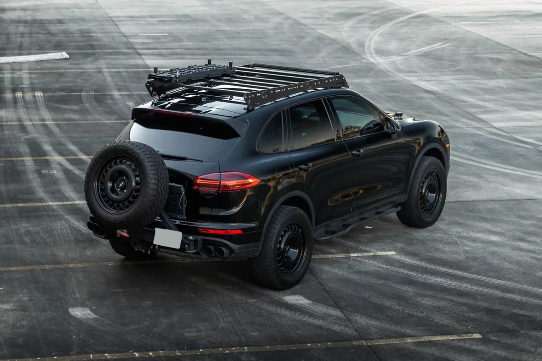 2016 Porsche 958 Cayenne S - Image 7 of 31