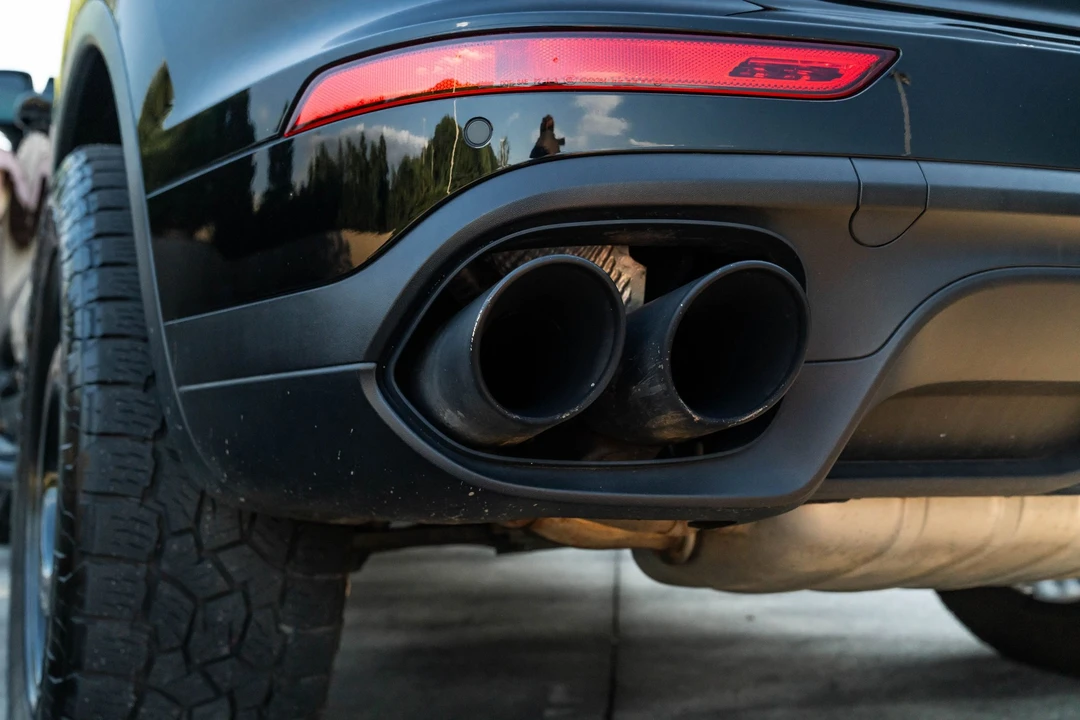 2016 Porsche 958 Cayenne S - Image 28 of 31