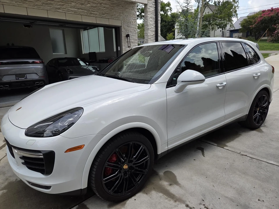 2016 Porsche 958 Cayenne Turbo - Image 13 of 20