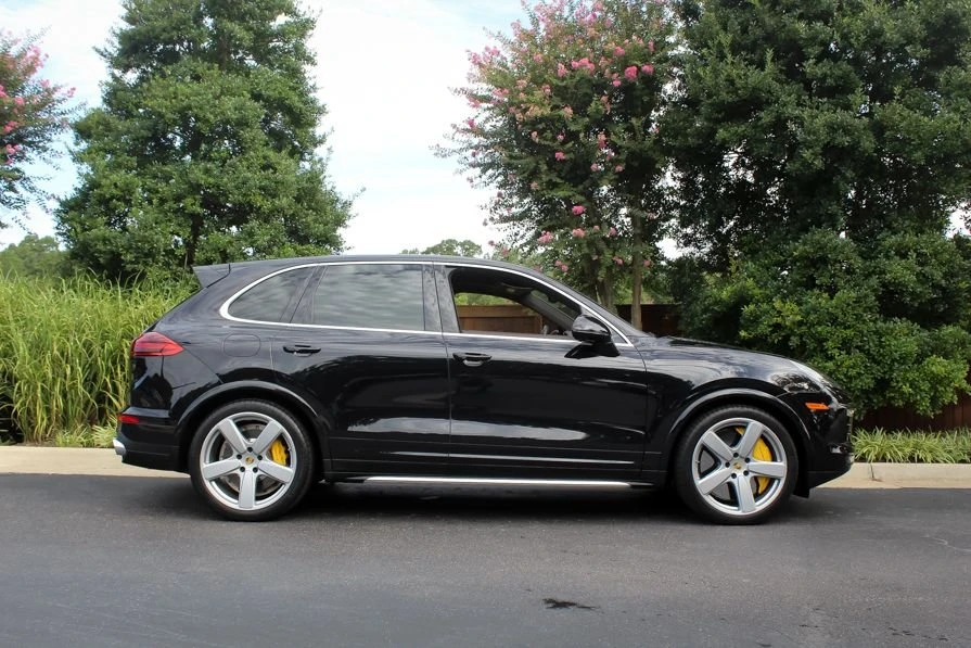 2016 Porsche 958 Cayenne Turbo - Image 3 of 21