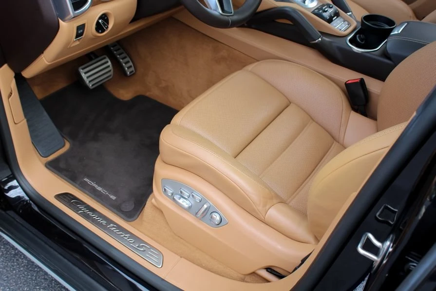 2016 Porsche 958 Cayenne Turbo - Image 10 of 21
