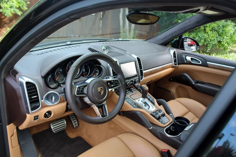 2016 Porsche 958 Cayenne Turbo - Image 14 of 21