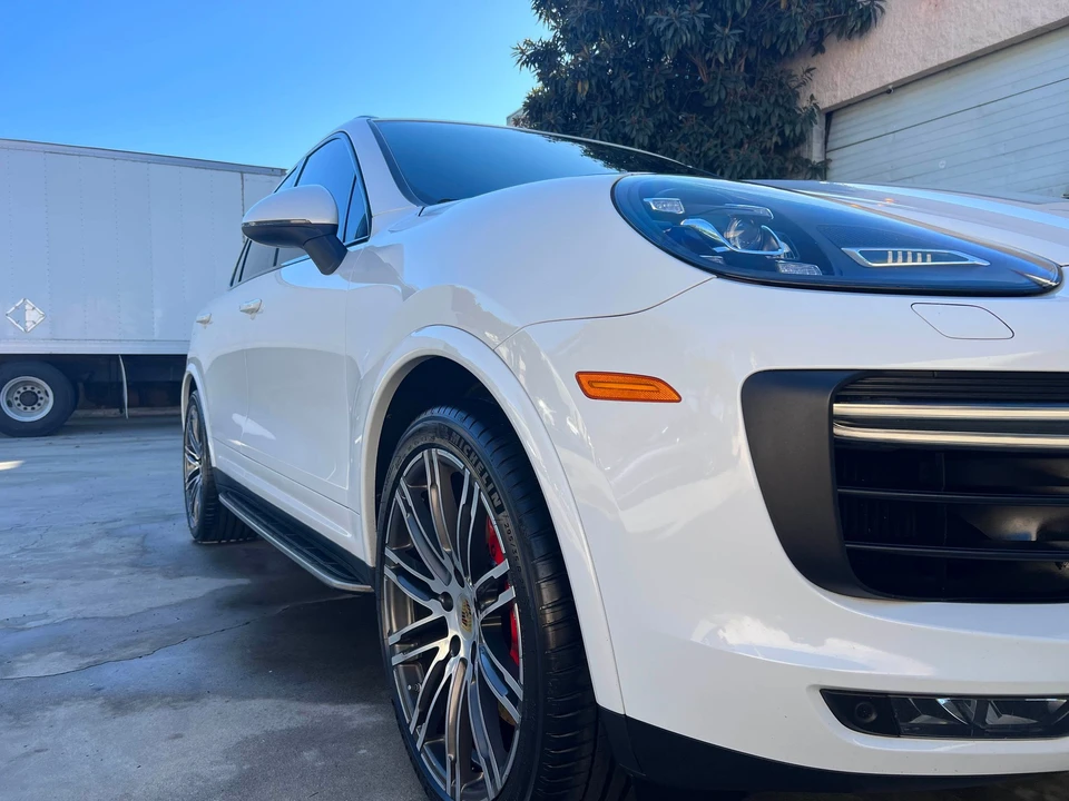 2016 Porsche 958 Cayenne Turbo - Image 4 of 20