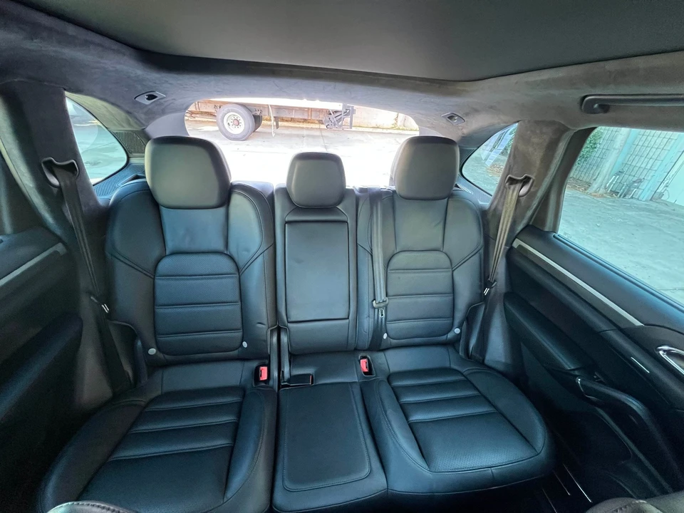 2016 Porsche 958 Cayenne Turbo - Image 16 of 20