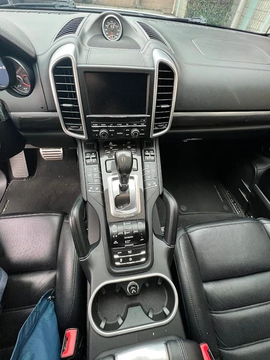 2016 Porsche 958 Cayenne Turbo - Image 19 of 20