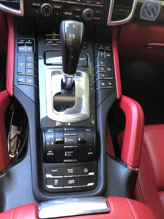 2016 Porsche 958 Cayenne Turbo - Image 6 of 8