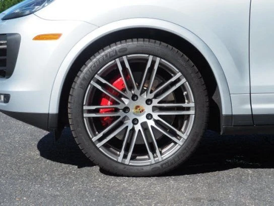 2016 Porsche 958 Cayenne Turbo - Image 5 of 9