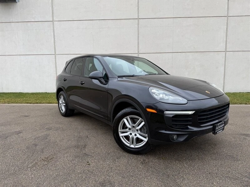 2016 Porsche 958 Cayenne - Image 2 of 4