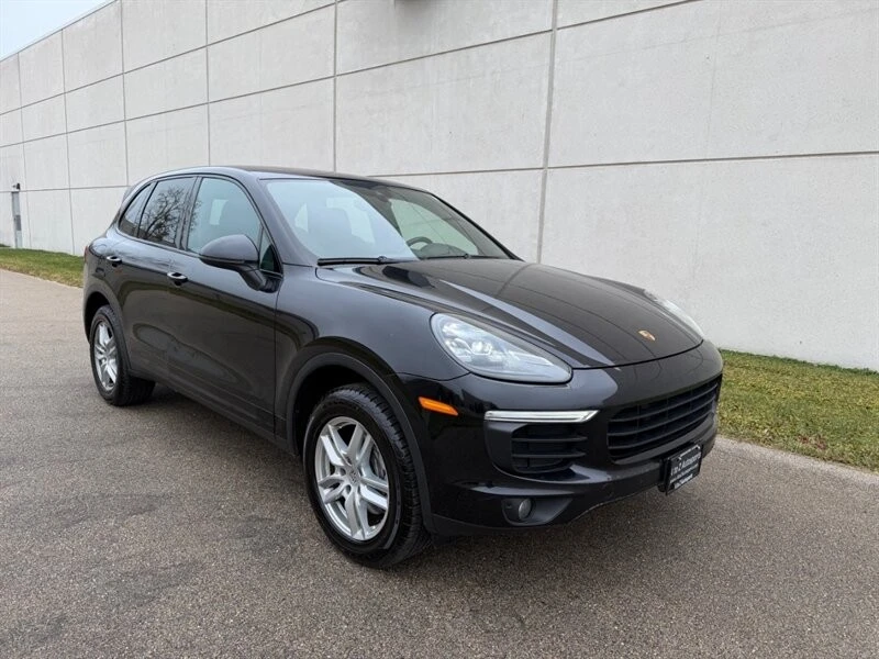 2016 Porsche 958 Cayenne - Image 3 of 4