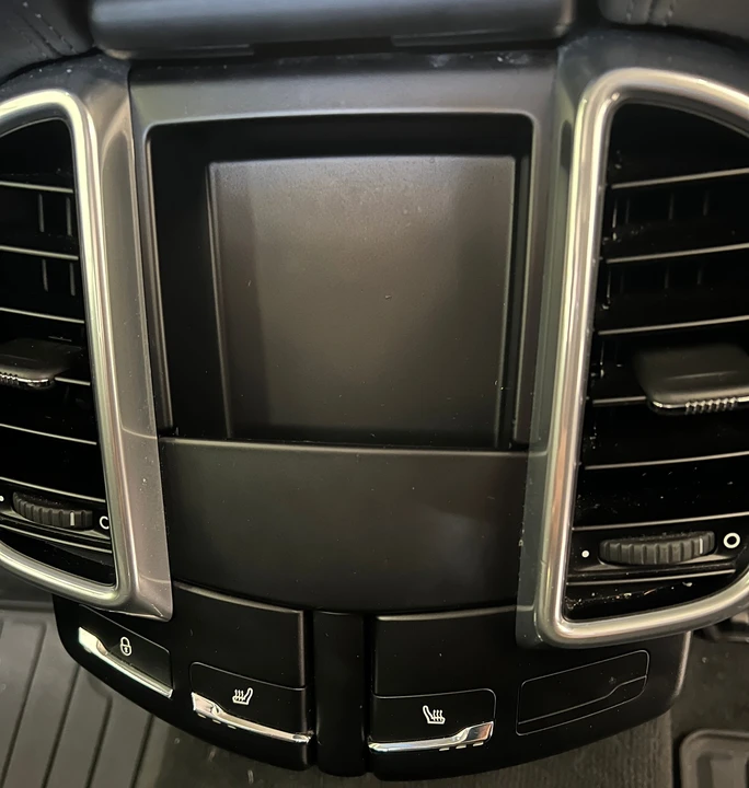 2016 Porsche 958 Cayenne - Image 8 of 19
