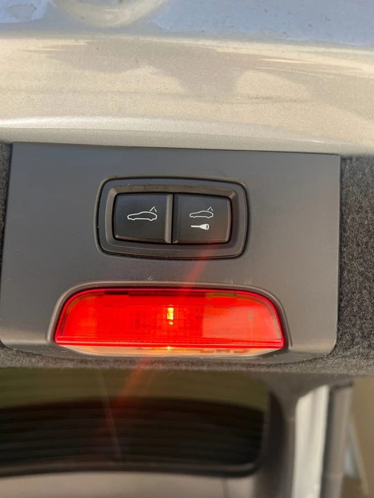 2016 Porsche 958 Cayenne - Image 11 of 19