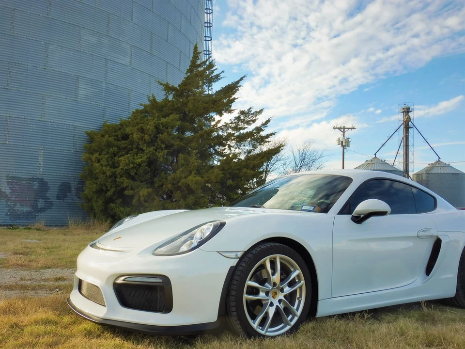 2016 Porsche 981 Cayman - Image 4 of 31
