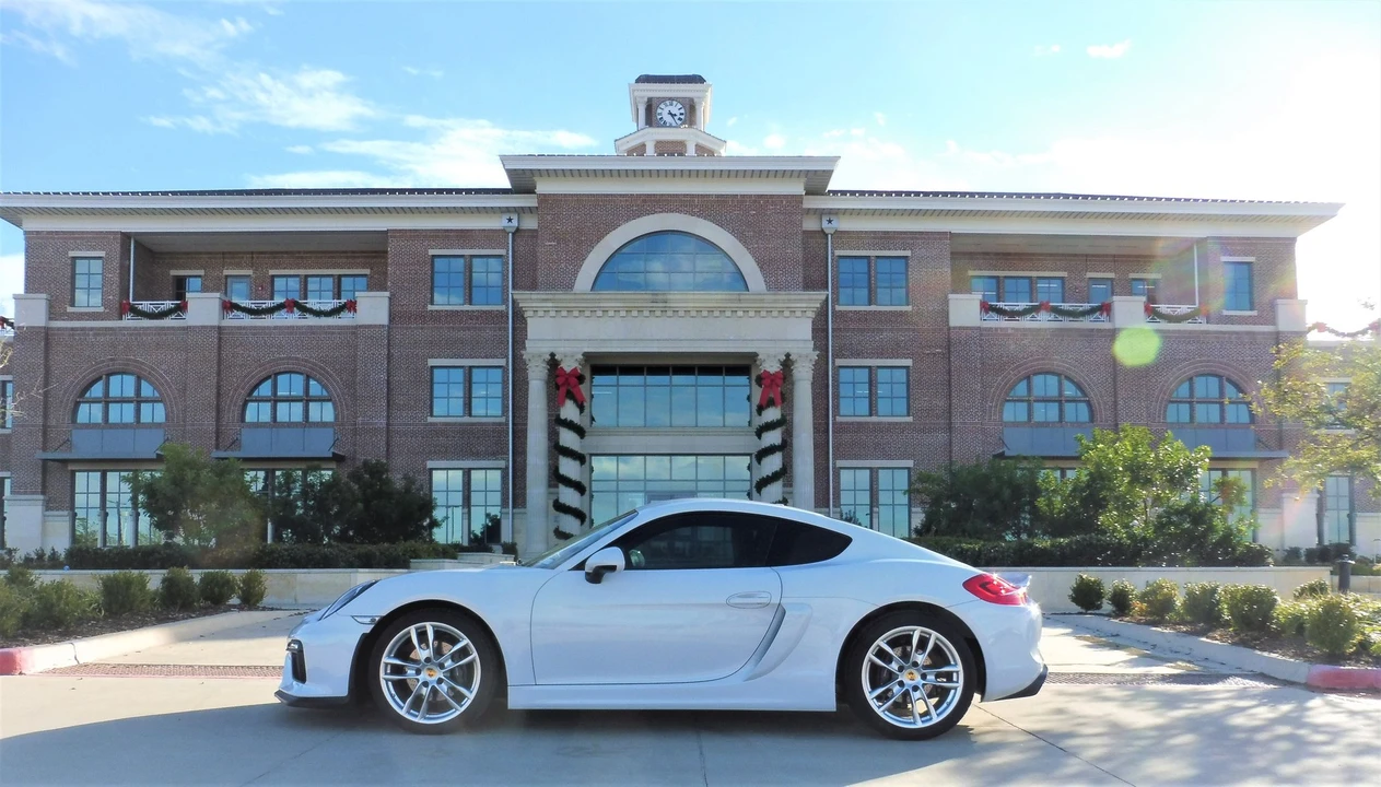 2016 Porsche 981 Cayman - Image 6 of 31