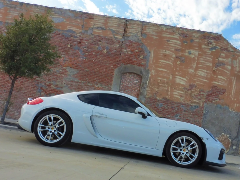2016 Porsche 981 Cayman - Image 7 of 31