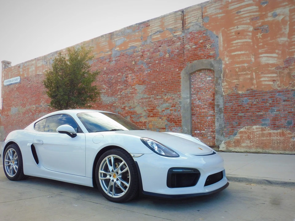 2016 Porsche 981 Cayman - Image 8 of 31